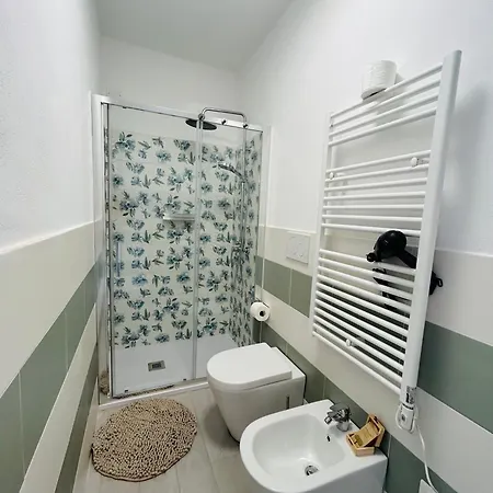 Casa Sbollazza Con Parcheggio E Vicino Al Parco 民宿 东塞斯特里