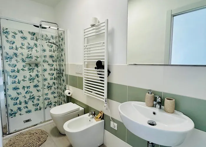Casa Sbollazza Con Parcheggio E Vicino Al Parco בית אירוח