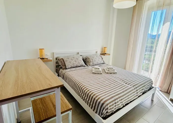 Casa Sbollazza Con Parcheggio E Vicino Al Parco * سيستري ليفانتي